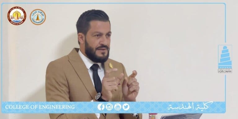 قسم اللغة الانجليزية ينظم دورة تدريبية بعنوان “كيف تتحدث الإنجليزية بطلاقة