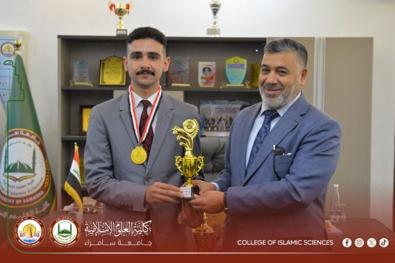 Dean of the College of Islamic Sciences Honors Winners of the Student Chess Championship in His Office